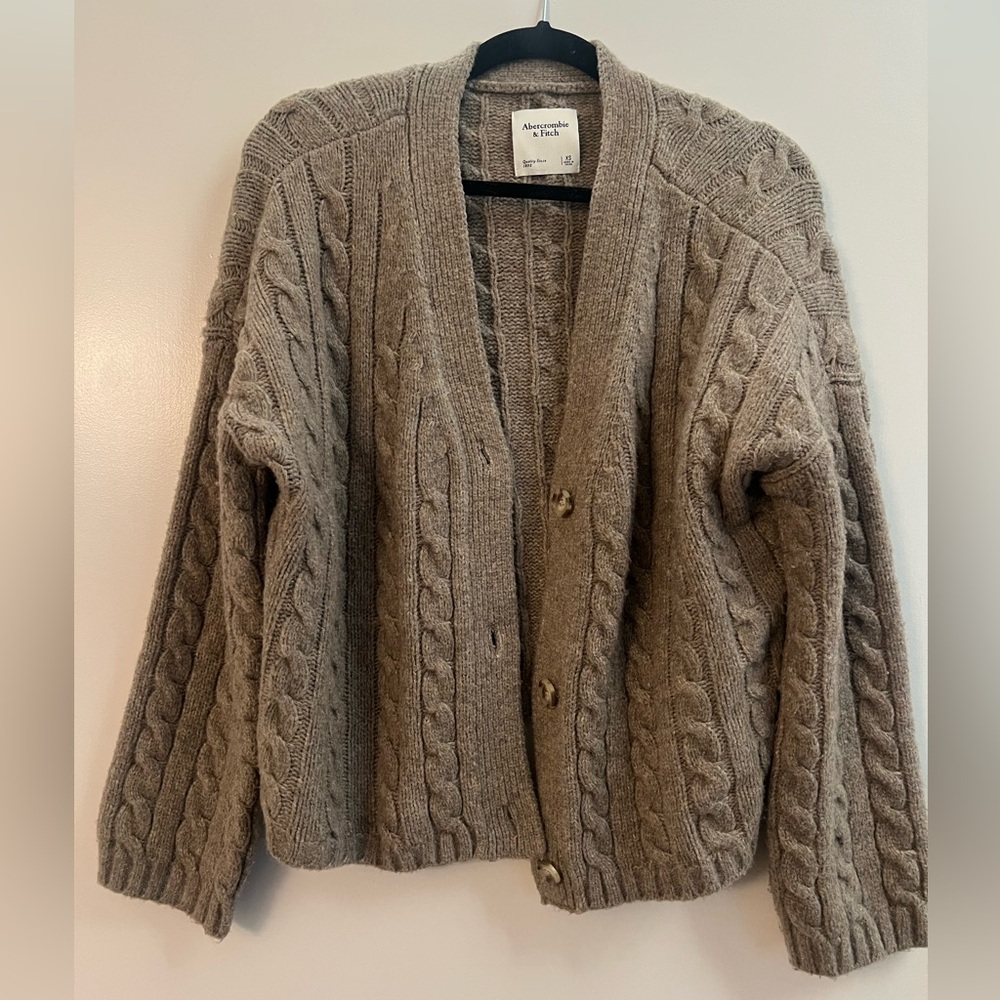 Abercrombie & Fitch Cable Short Cardigan - Brown